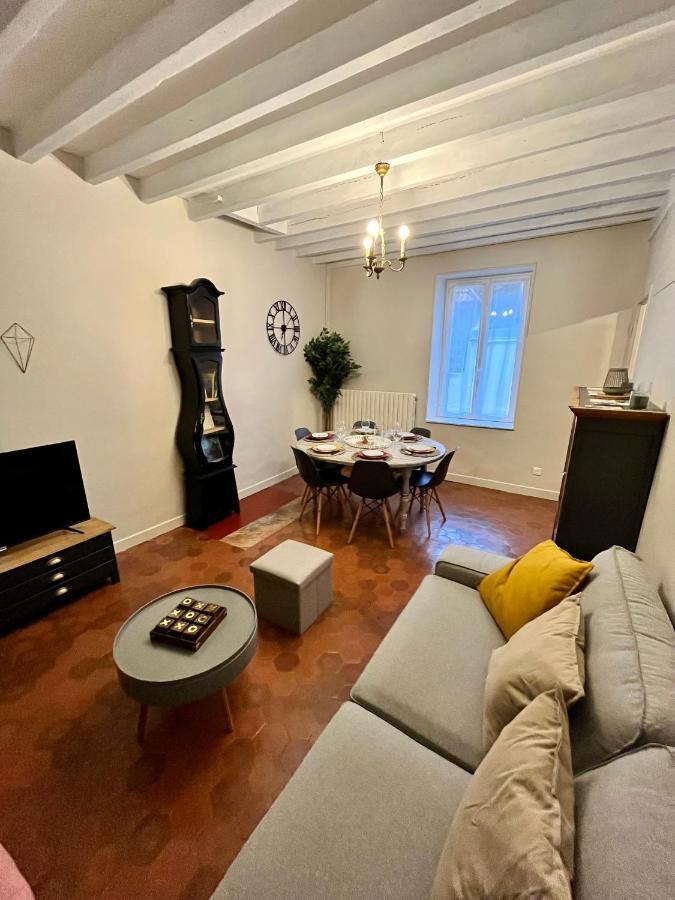 Les Deux L Du Vignoble Apartamento Chablis Exterior foto